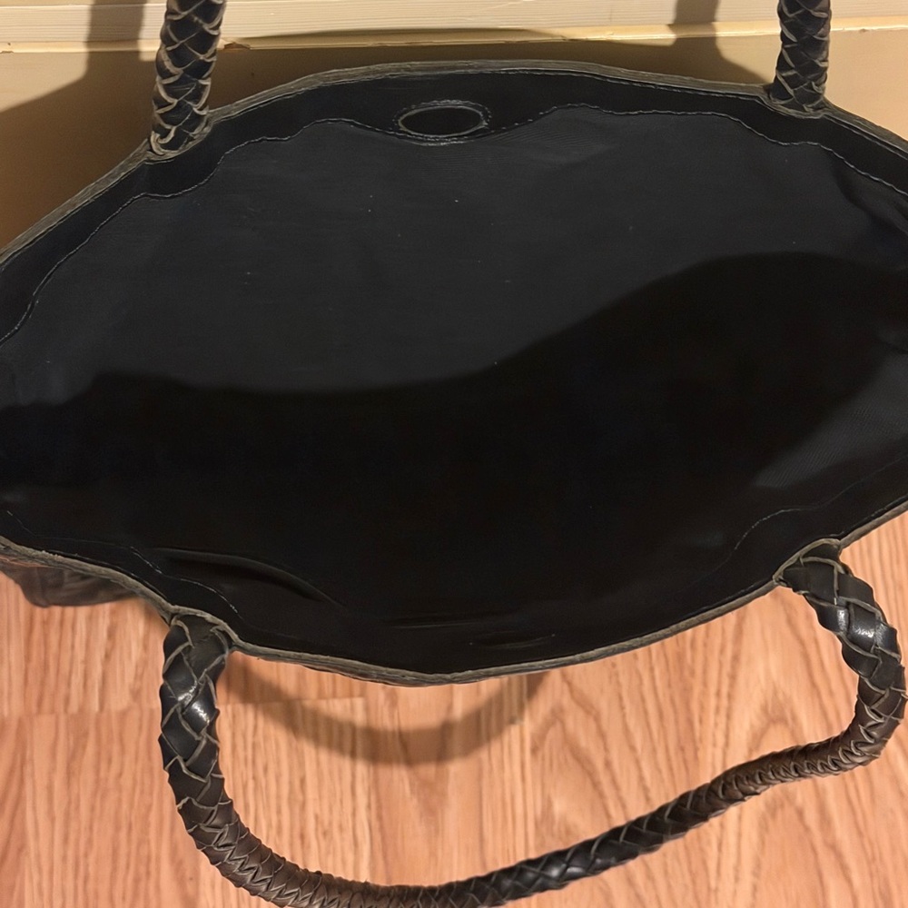 Handmade by artisans Black LEATHER Woven Tote Bag BEMBIEN - Picture 5 of 7